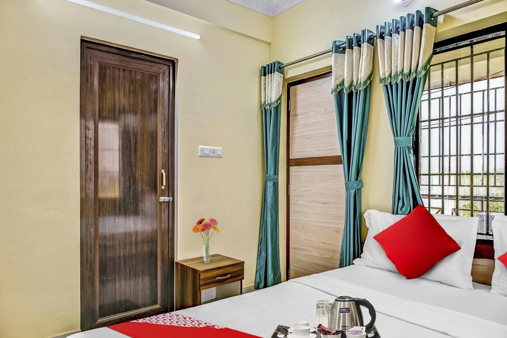 Hotel O Tara Maa Guest House Panchuria Esterno foto